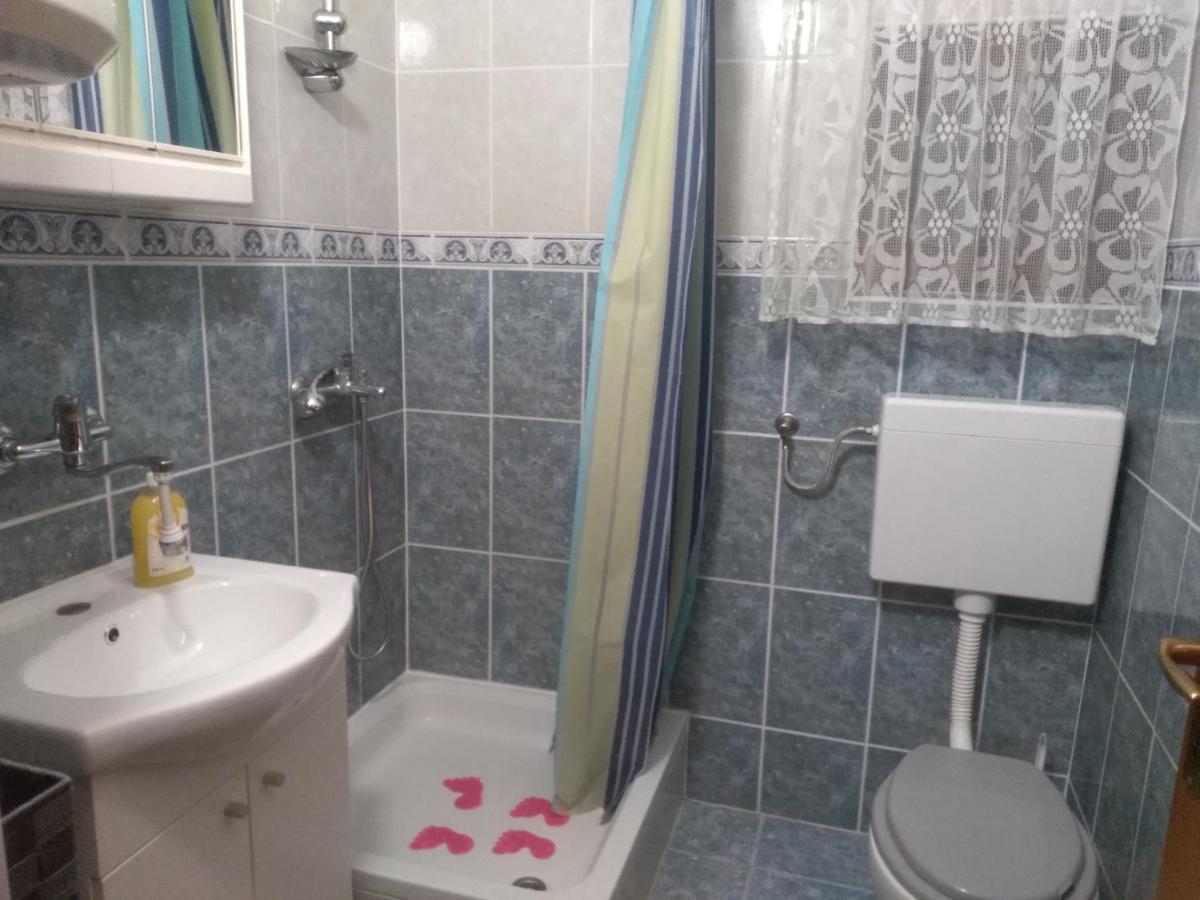 Apartman Borosa Vir Eksteriør billede